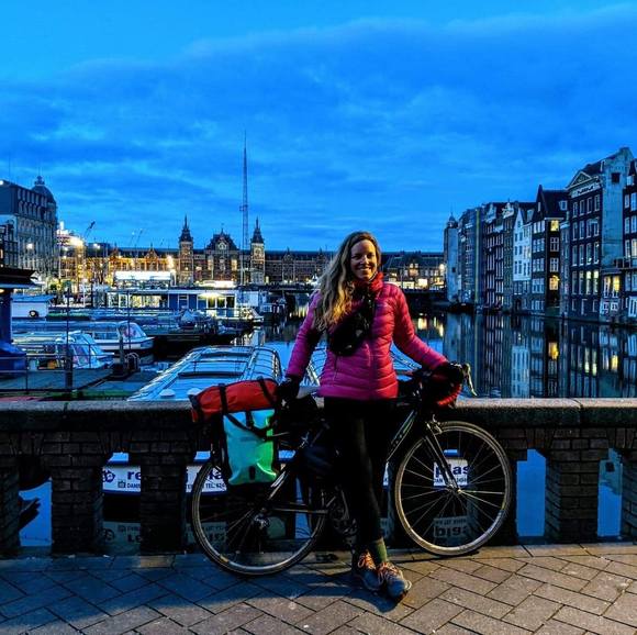 Meet your Posher, Jayne - Picture 1 of 1